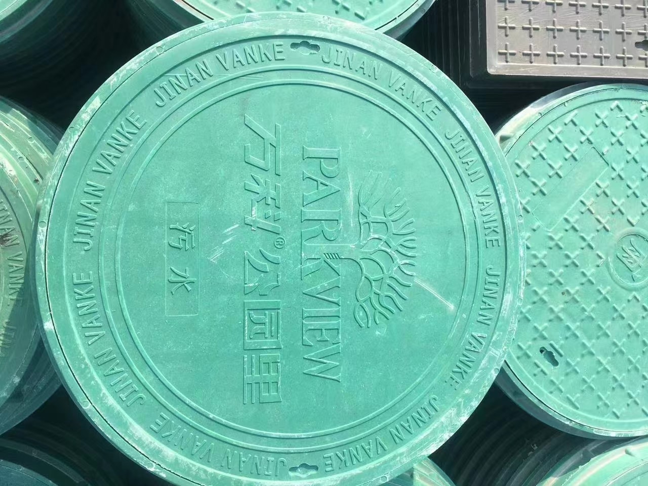 复合树脂井盖